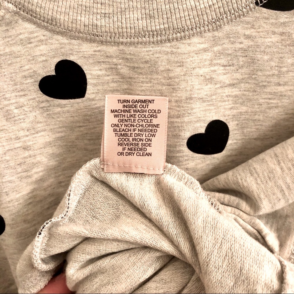 comfy sweatshirt, gray w/black hearts, phi… - Picture 7 of 12